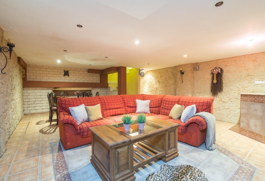 Resale - Townhouse - La Romana - PUEBLO