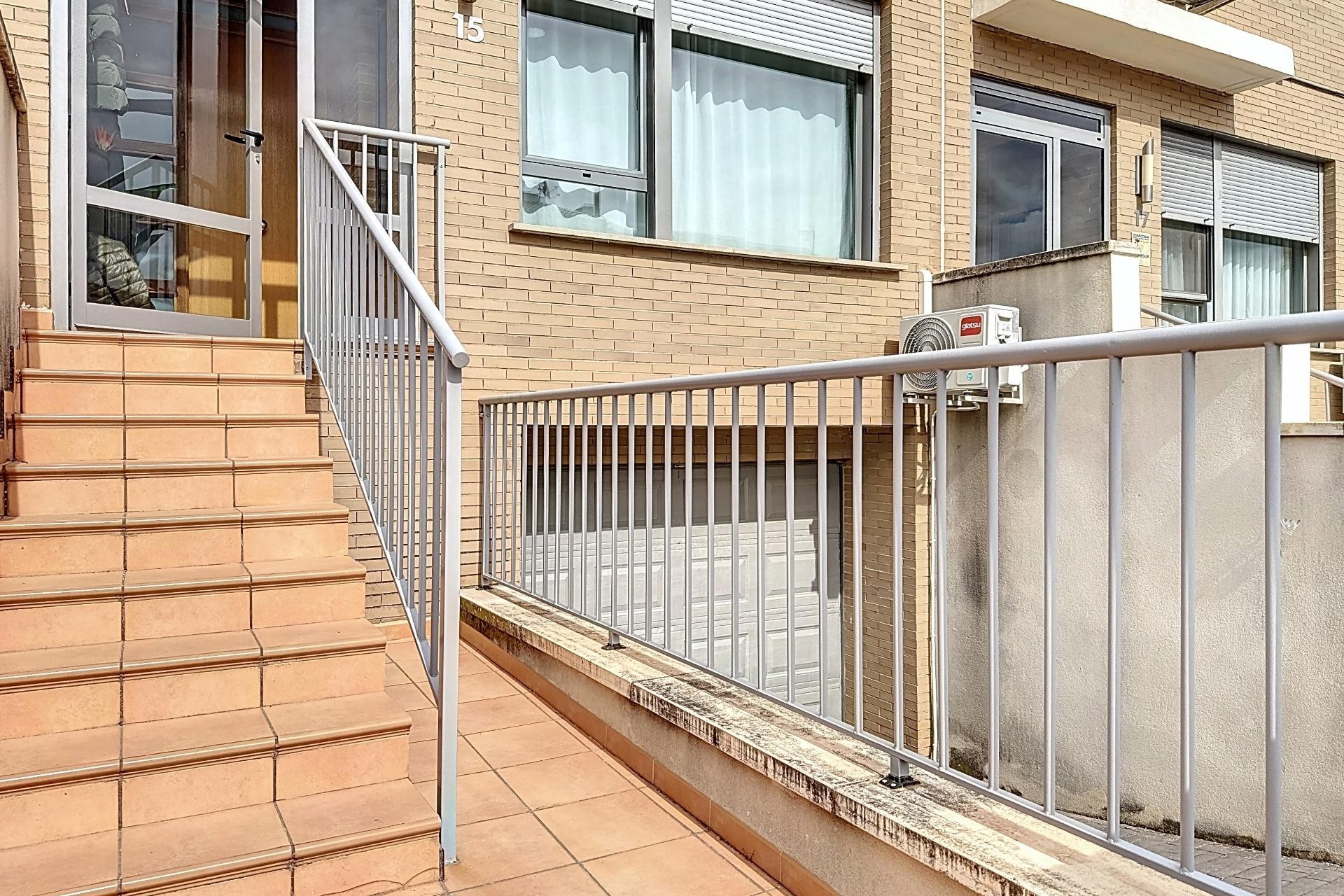 Resale - Townhouse - Onil - Comunidad valenciana