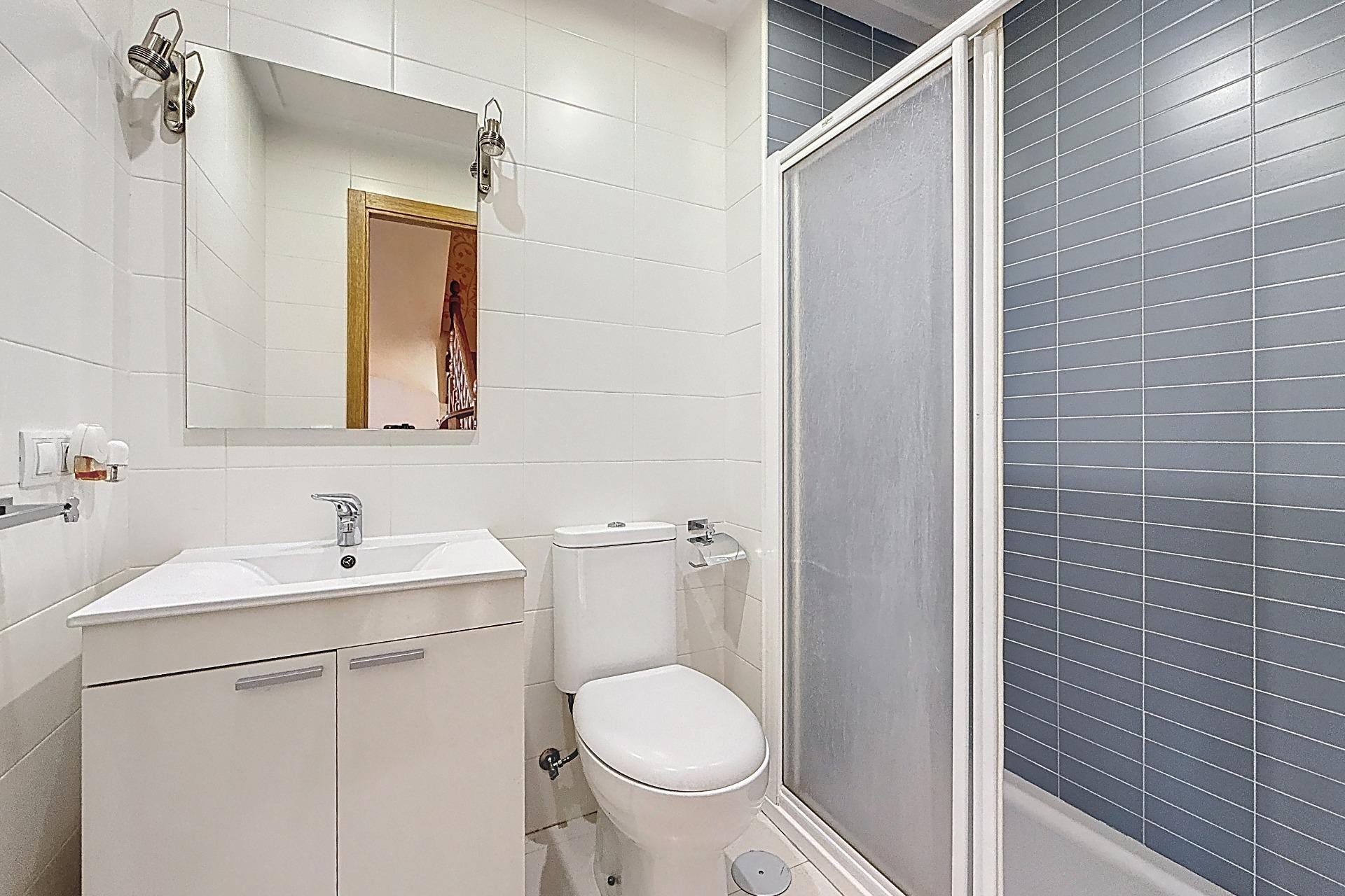 Resale - Townhouse - Onil - San Jaime