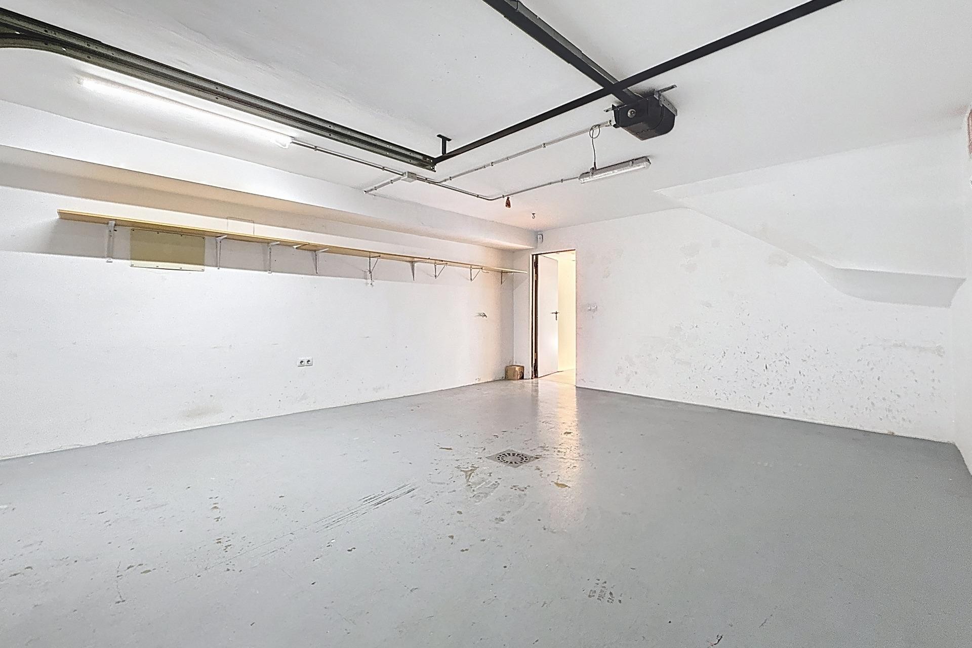 Resale - Townhouse - Onil - San Jaime