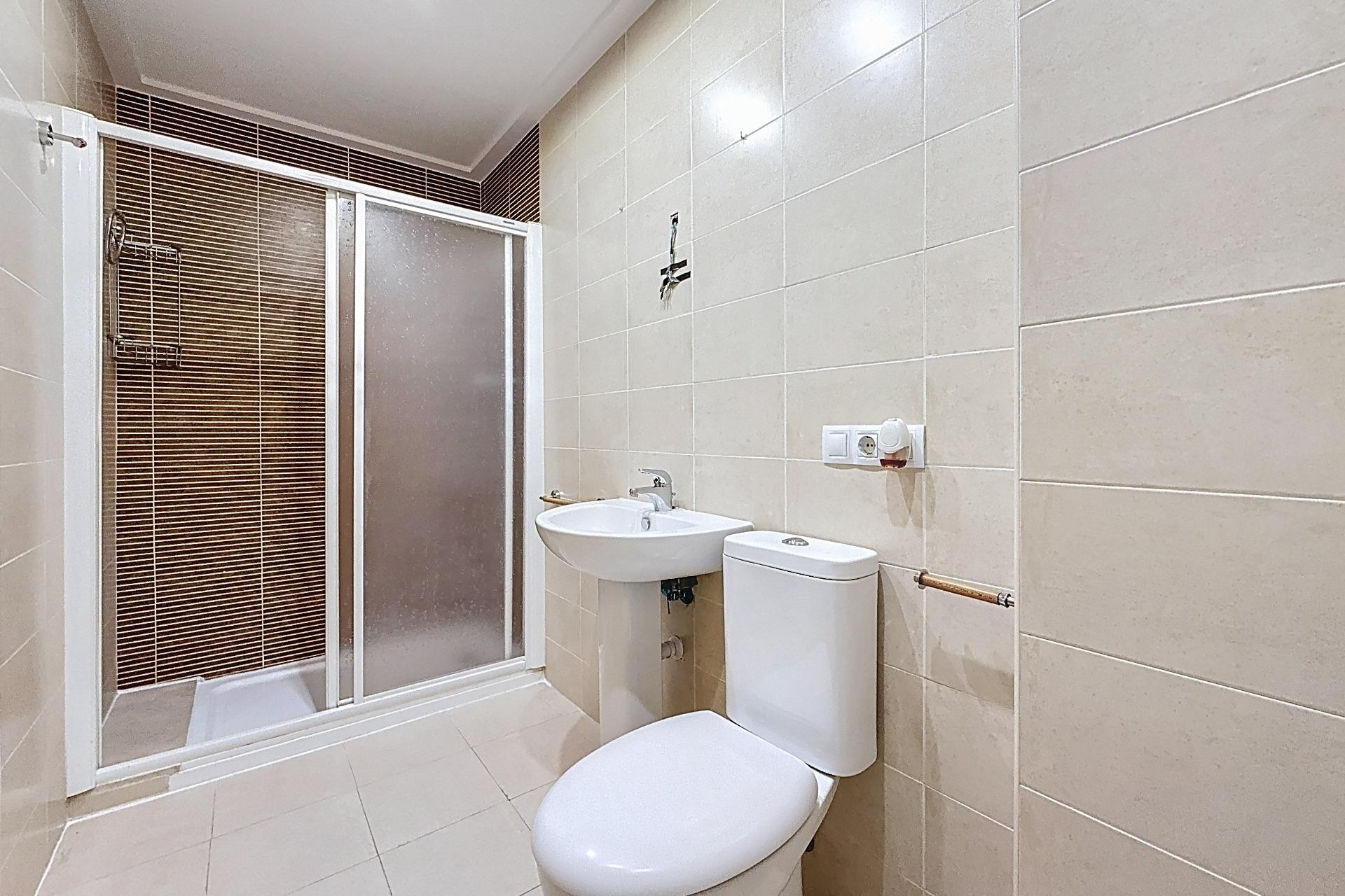 Resale - Townhouse - Onil - San Jaime