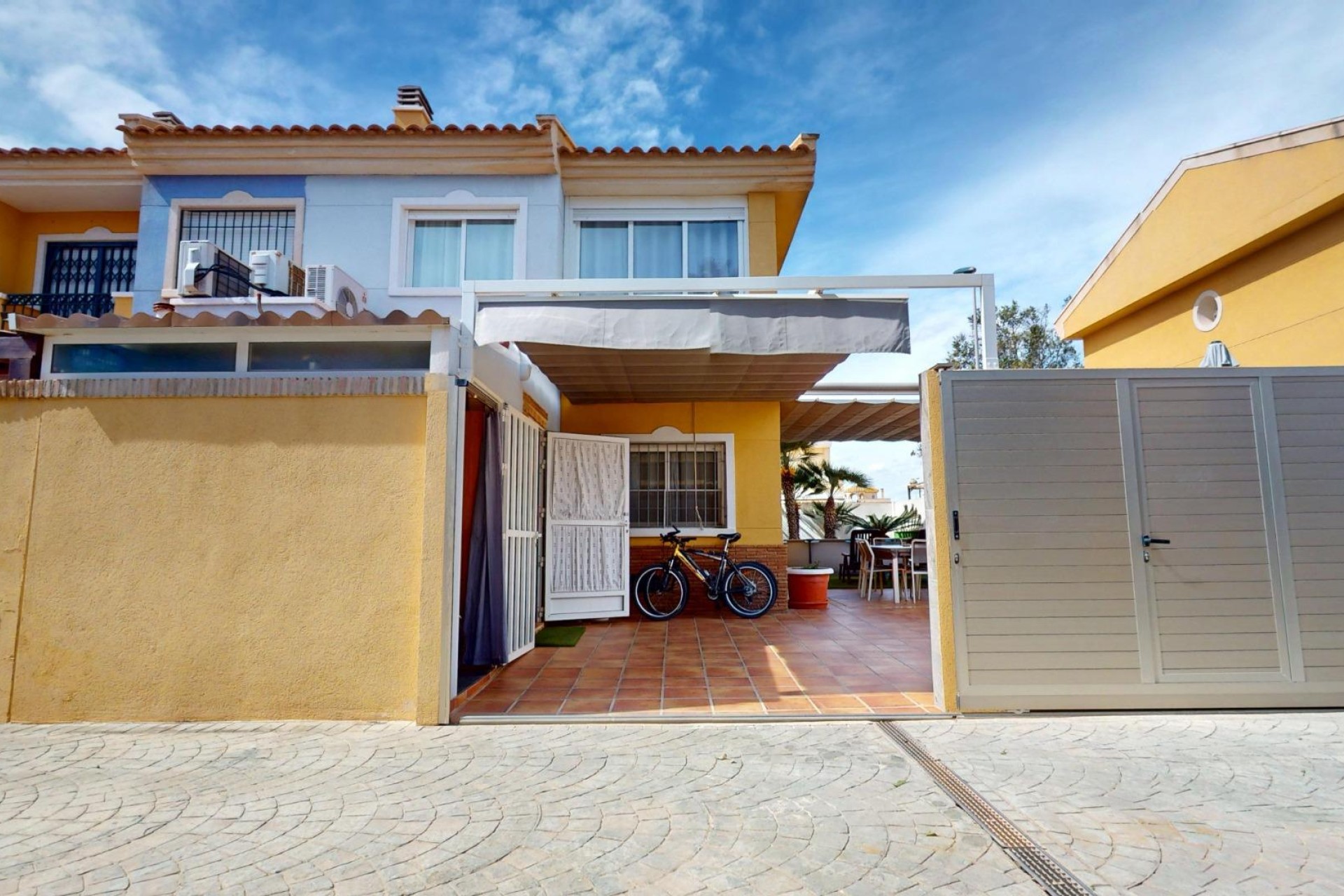 Resale - Townhouse - Pilar de la Horadada - La Torre de la Horadada