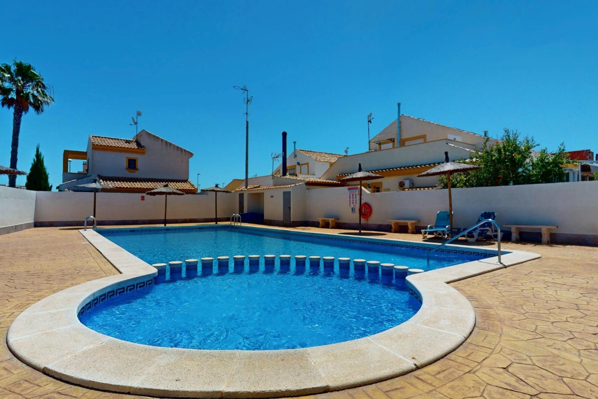 Resale - Townhouse - Pilar de la Horadada - La Torre de la Horadada