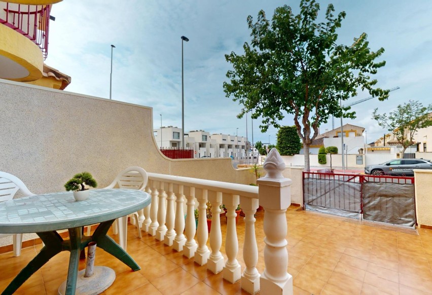 Resale - Townhouse - Pilar de la Horadada - Torre de la Horadada