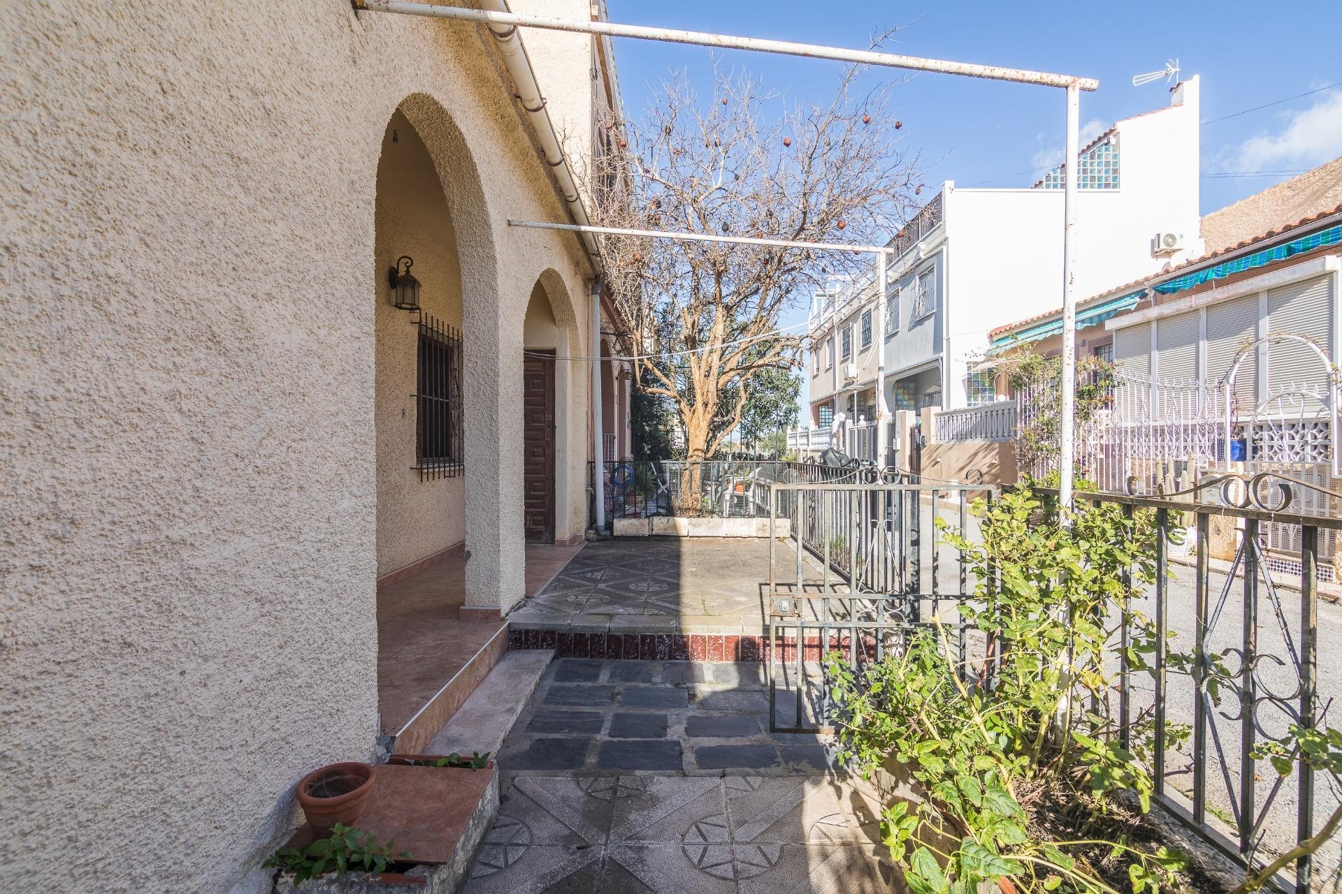Resale - Townhouse - San Fulgencio - Urbanización oasis