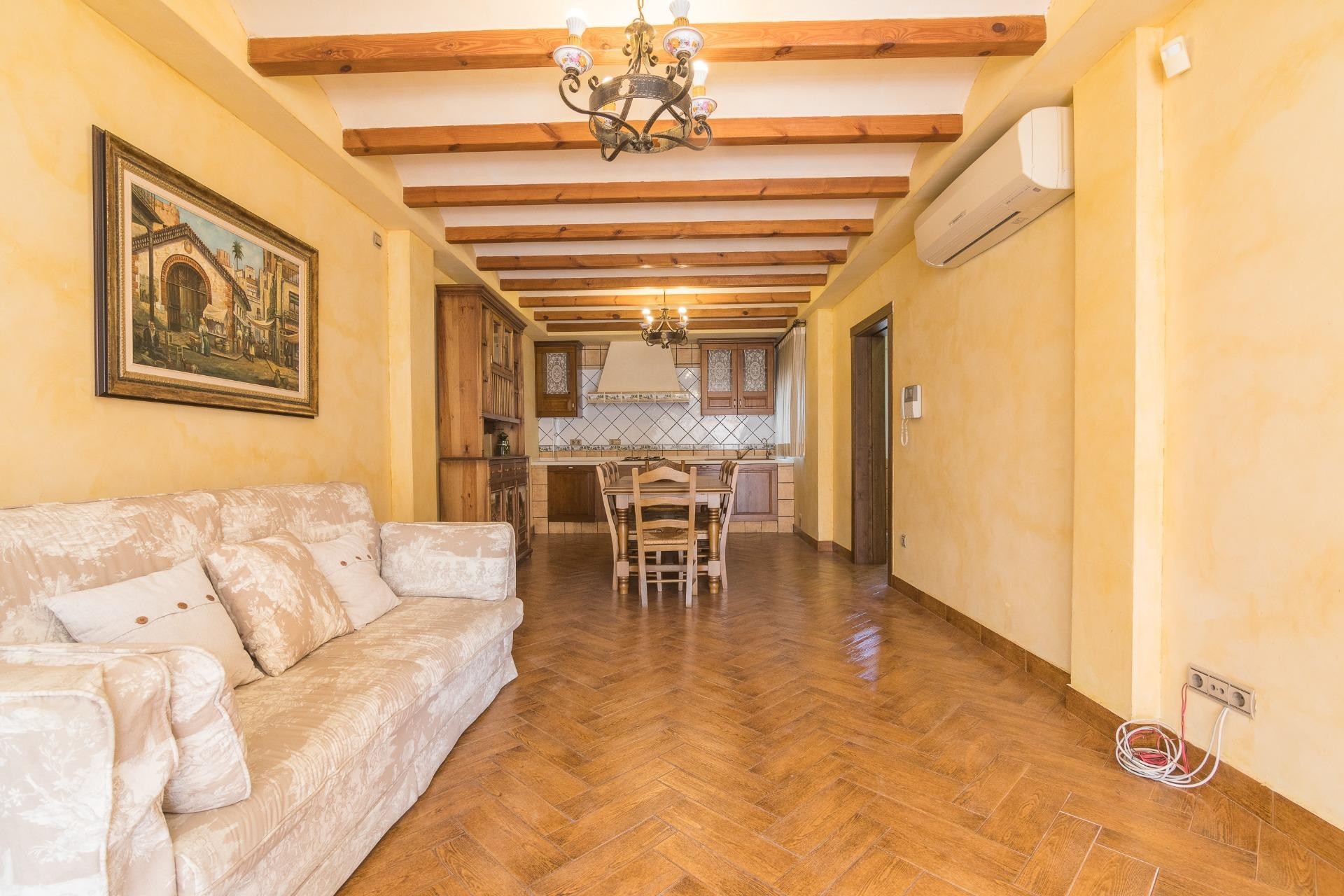 Resale - Tripex - Elche - Corazon de Jesus