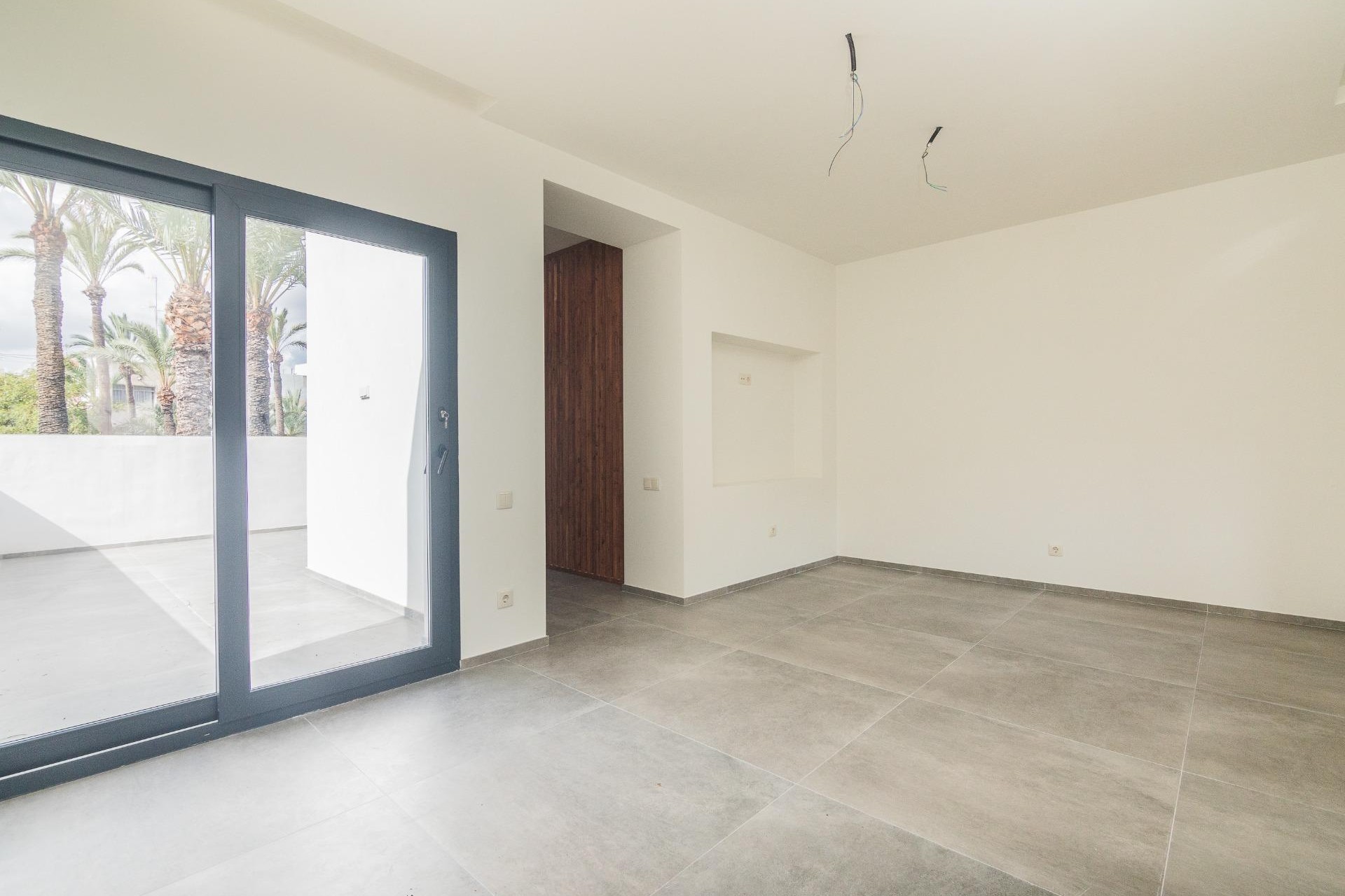 Resale - Triplex - Elche - Raval - Puertas Coloradas