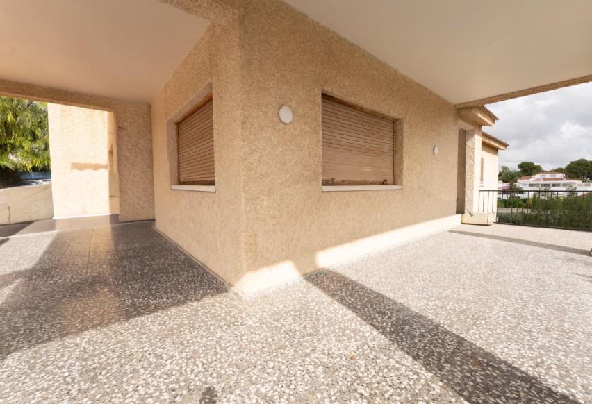 Resale - Villa - Albatera - Partida del moco