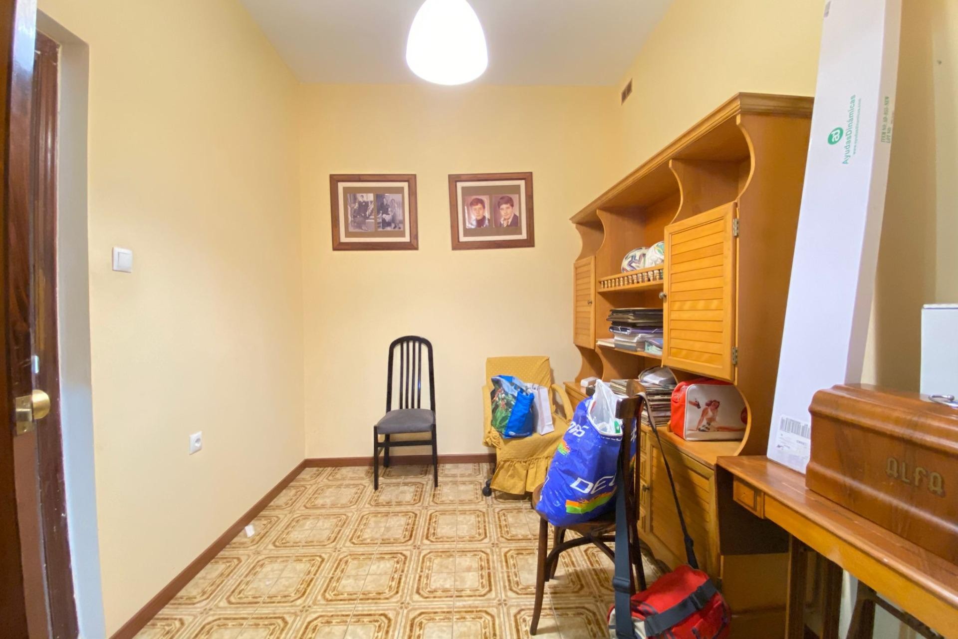 Resale - Villa - Alicante - San Gabriel