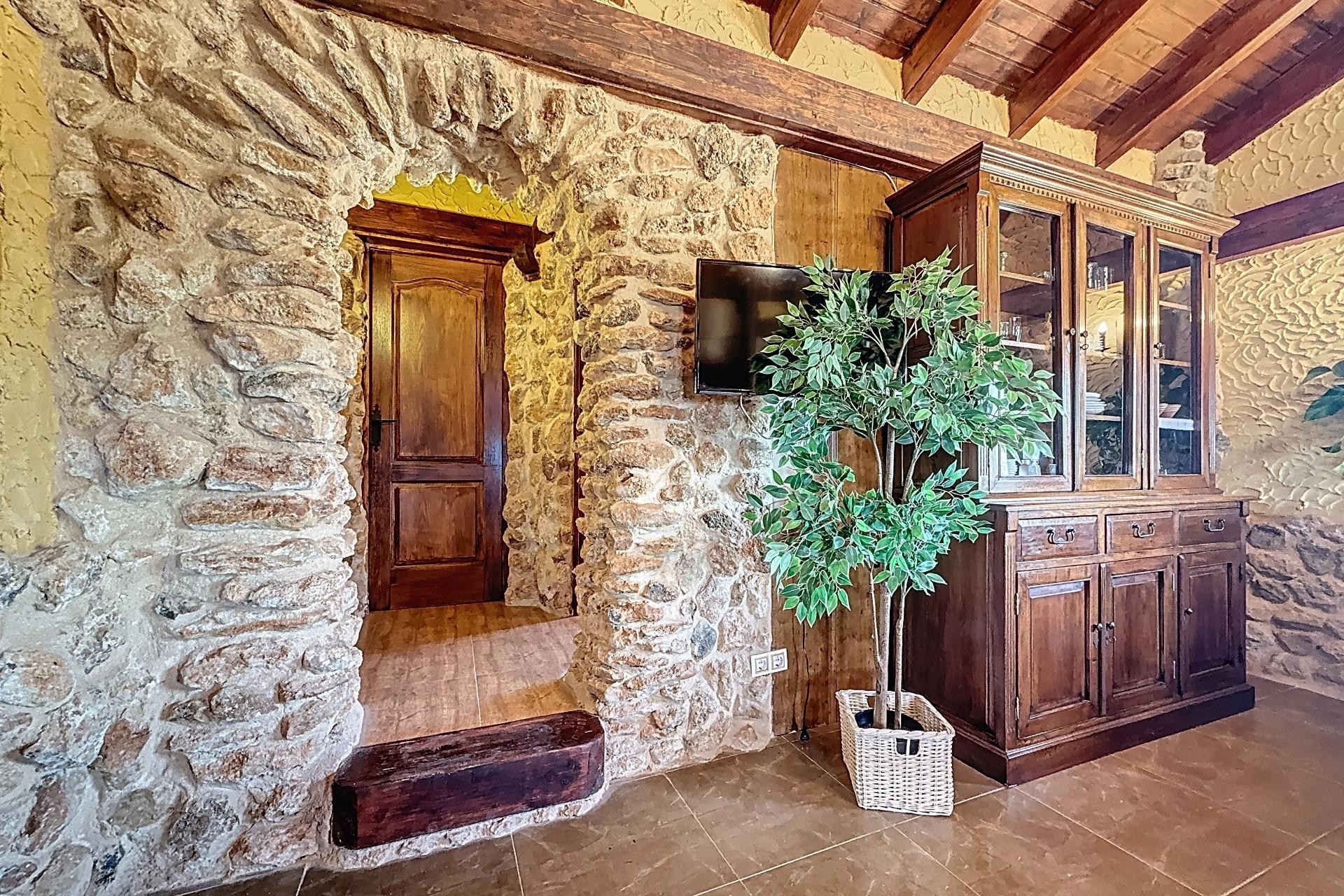 Resale - Villa - Beneixama - Sin Zona