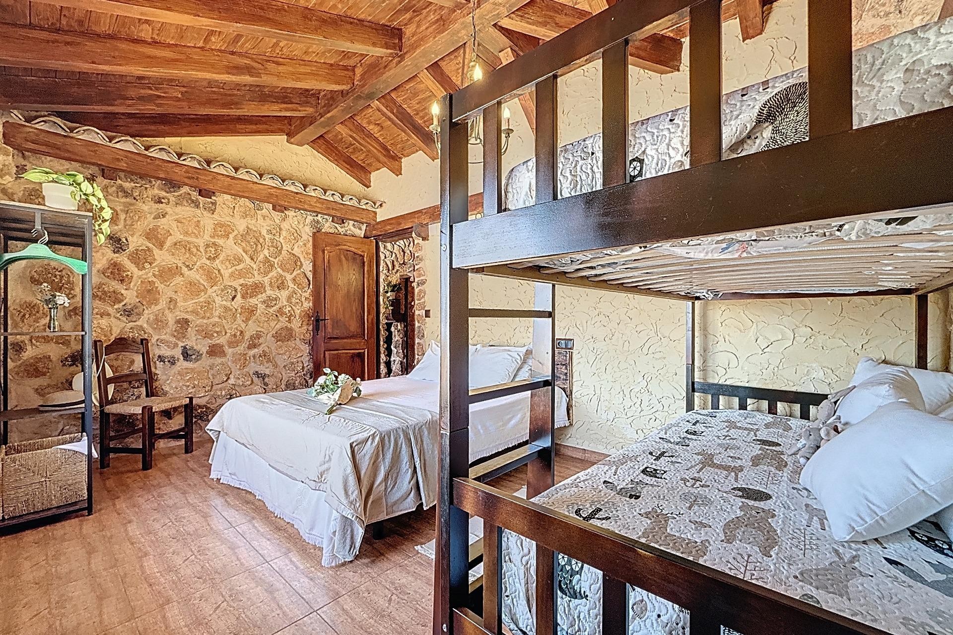Resale - Villa - Beneixama - Sin Zona