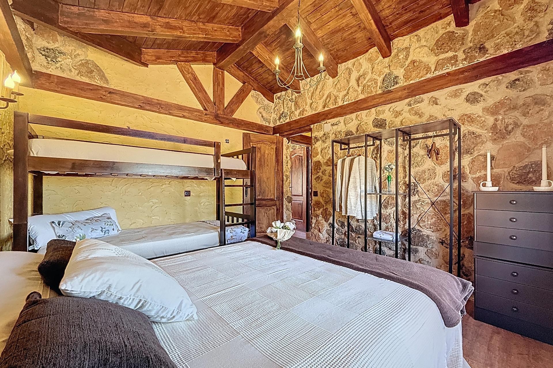 Resale - Villa - Beneixama - Sin Zona