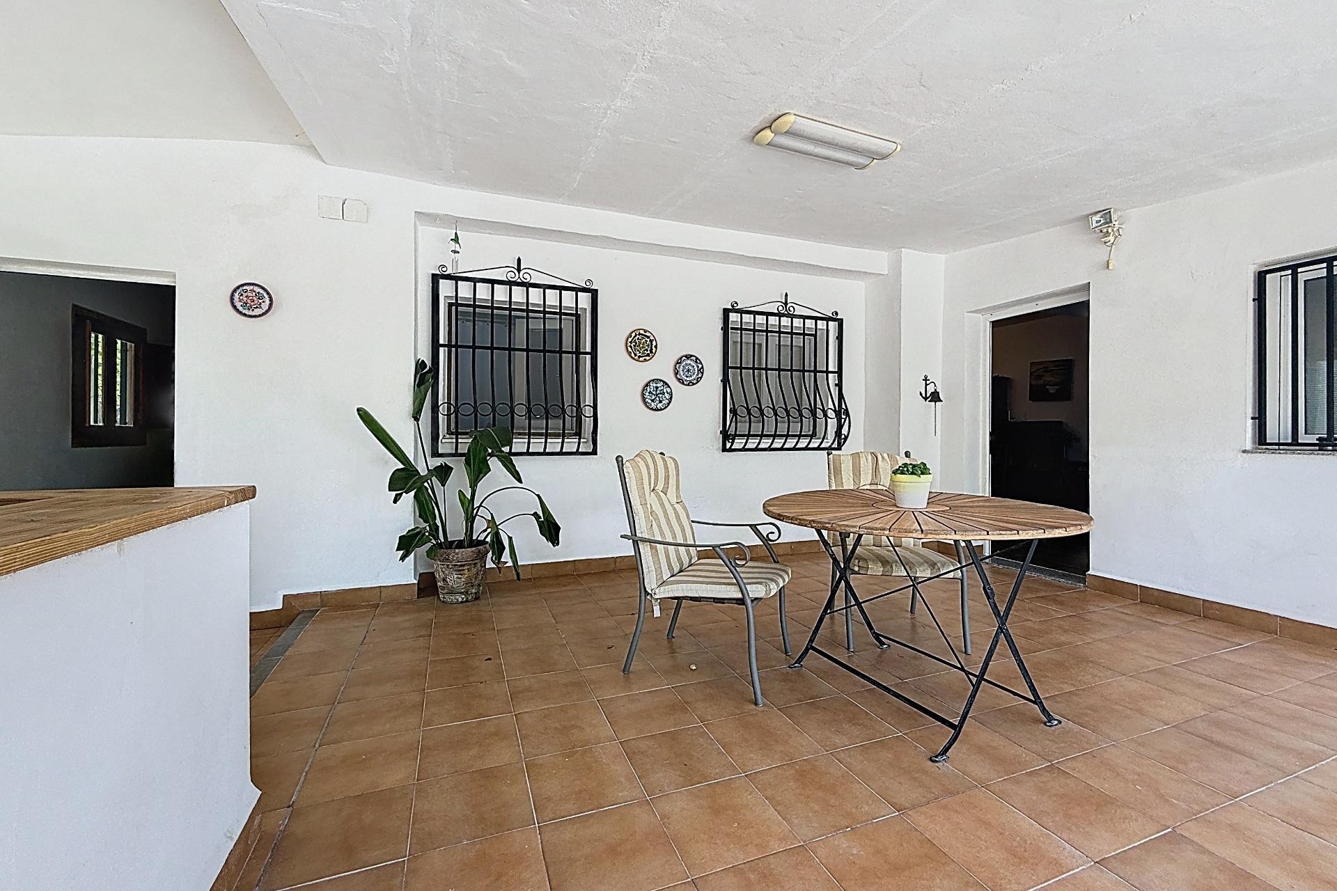 Resale - Villa - Castalla - Confiters