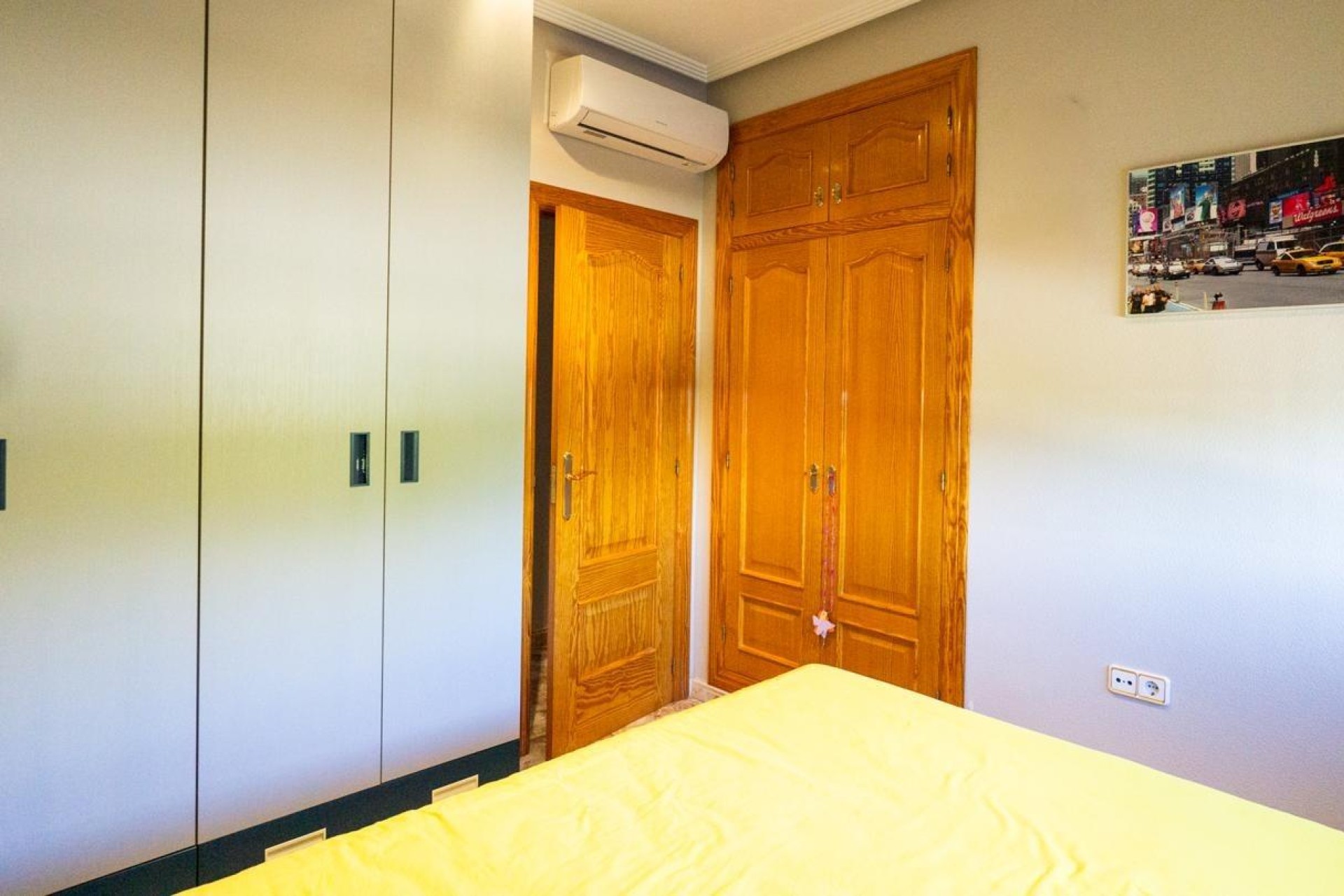 Resale - Villa - Crevillent - Comunidad valenciana