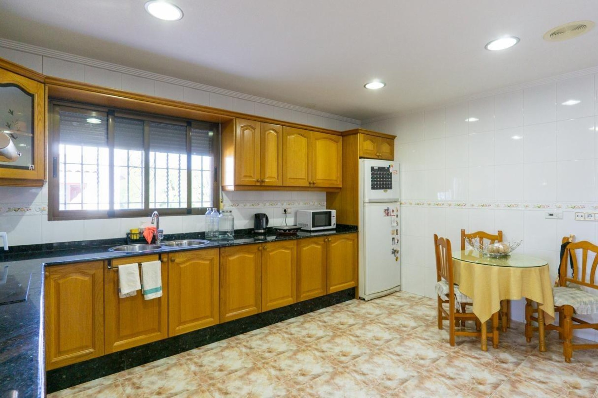 Resale - Villa - Crevillent - Comunidad valenciana
