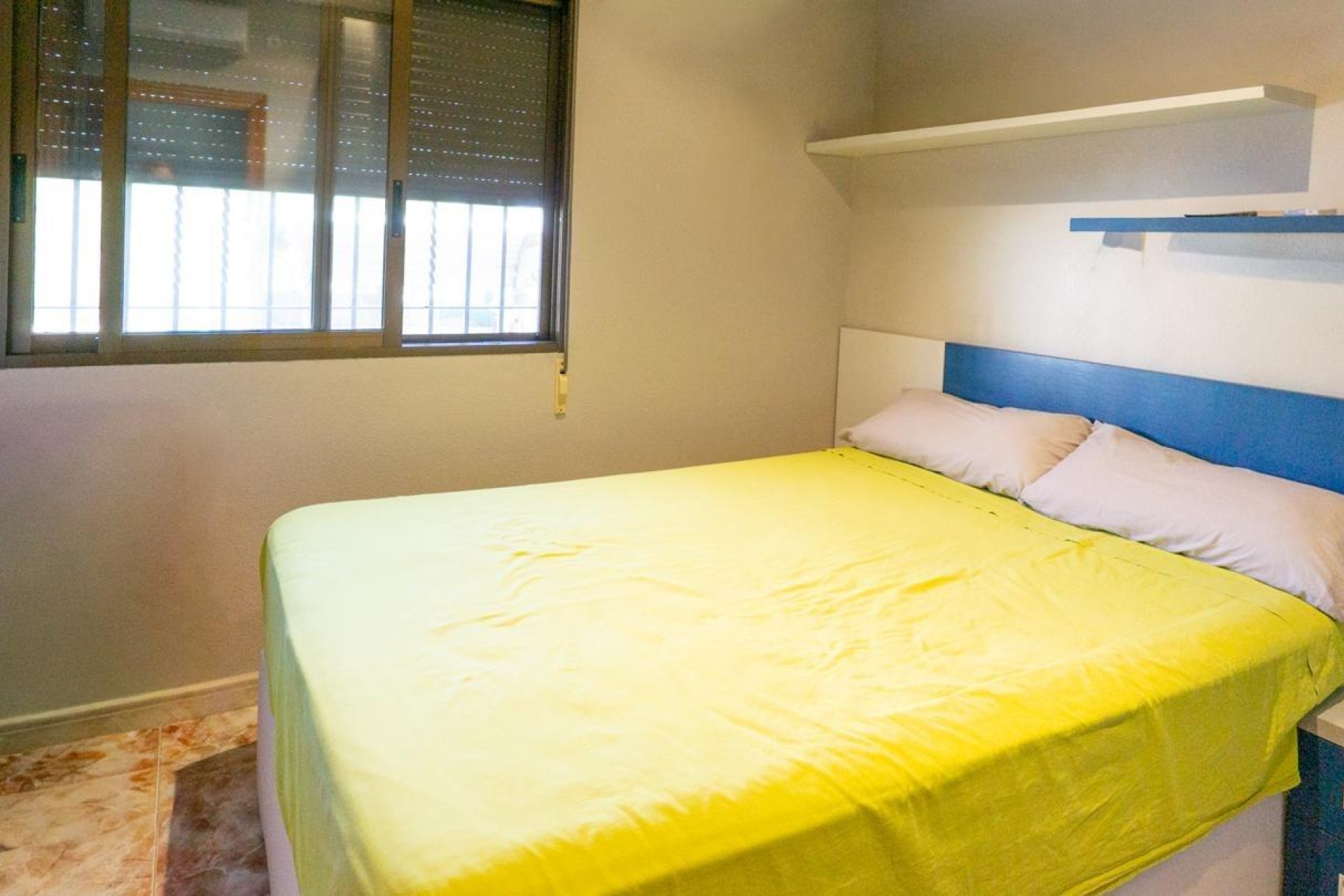 Resale - Villa - Crevillent - Comunidad valenciana