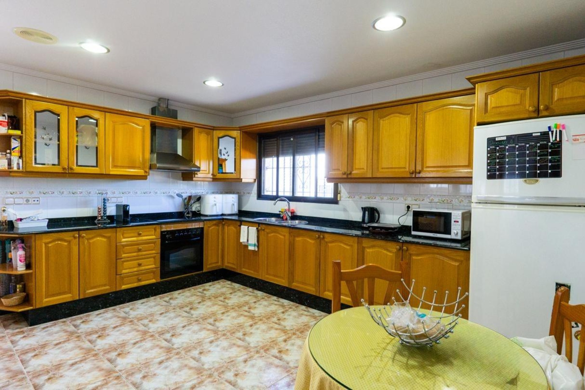 Resale - Villa - Crevillent - Comunidad valenciana