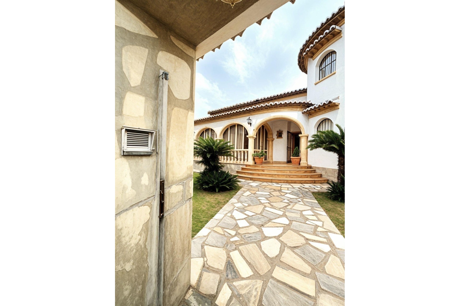 Resale - Villa - Denia - Devesses - Monte Pego