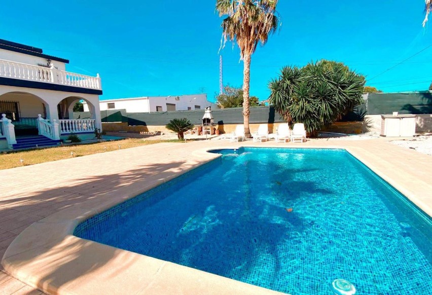 Resale - Villa - Elche - Altabix