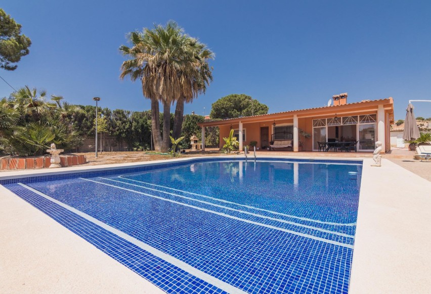 Resale - Villa - Elche - Elche / Elx