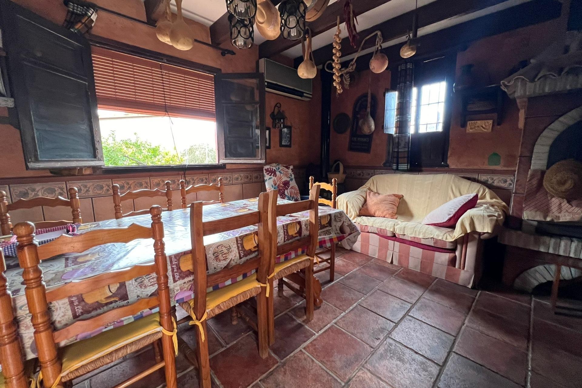 Resale - Villa - Elche Pedanías - Jubalcoi-Saladas
