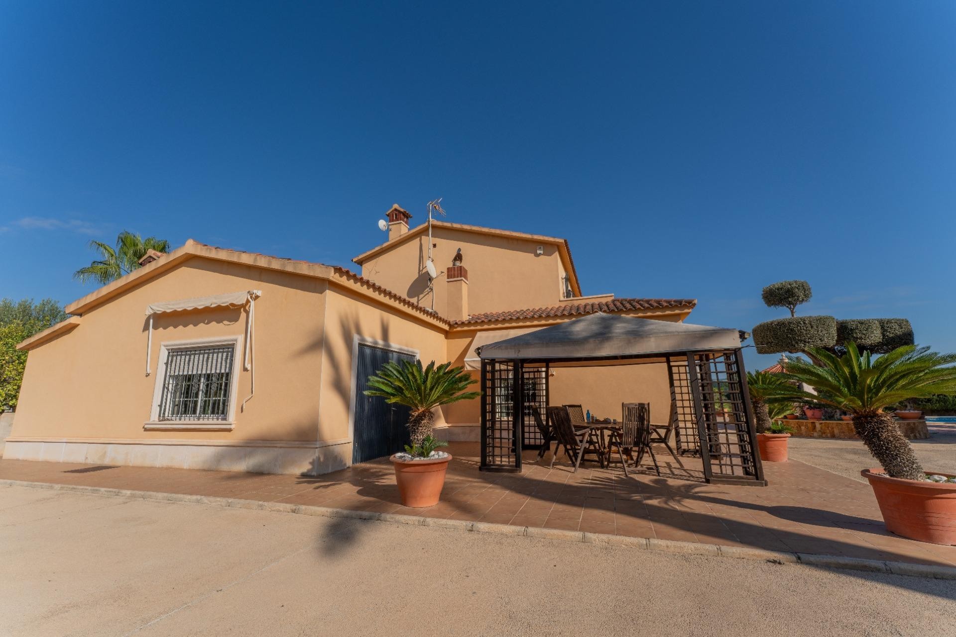 Resale - Villa - Elche Pedanías - Jubalcoy