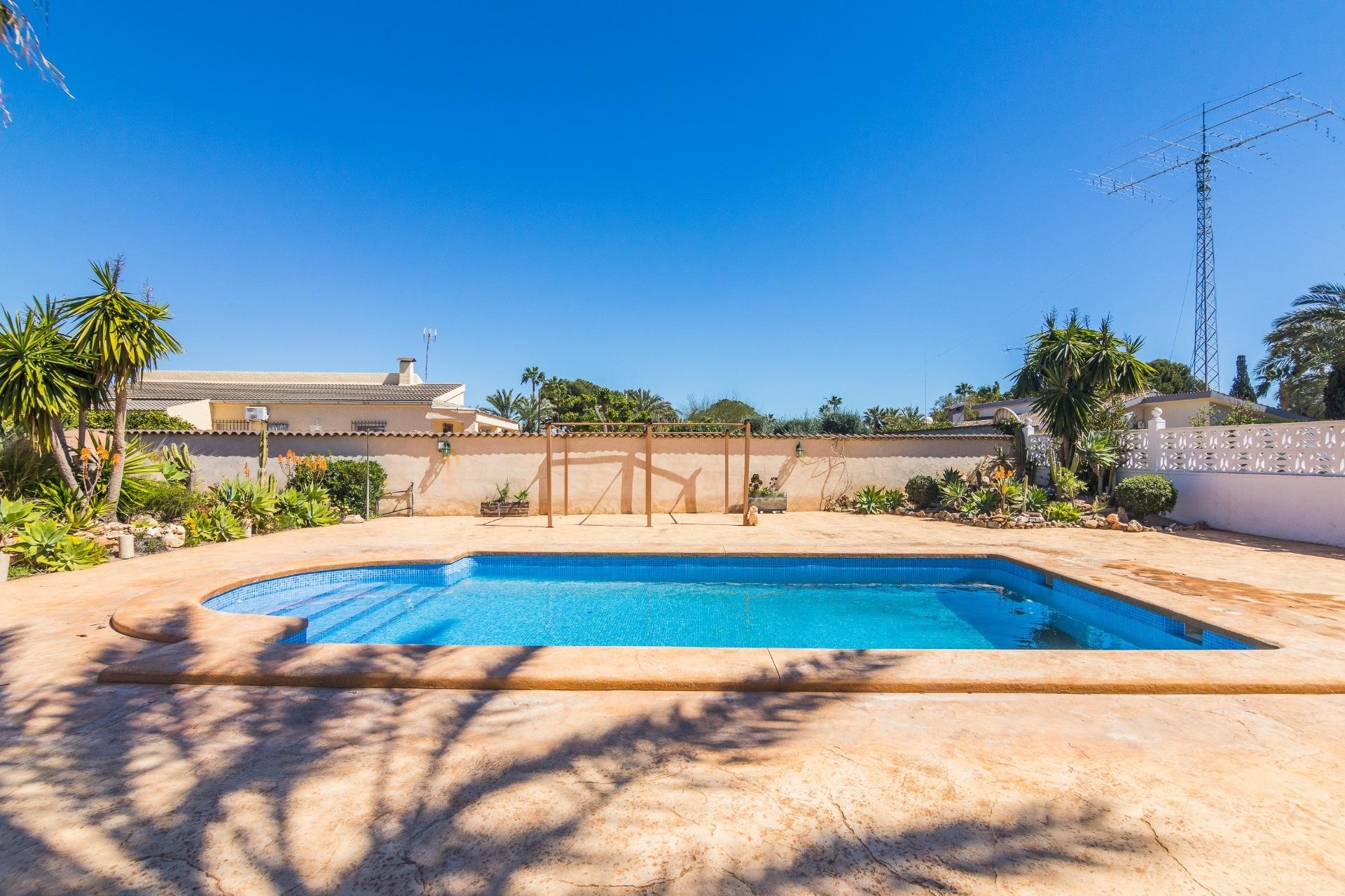 Resale - Villa - Elche Pedanías - Maitino-Perleta