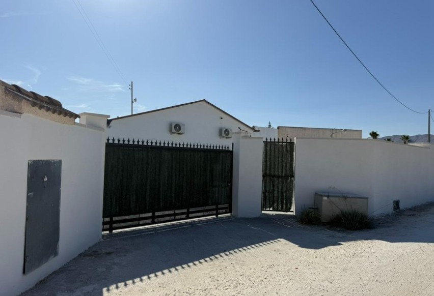 Resale - Villa - Elche Pedanías - Matola