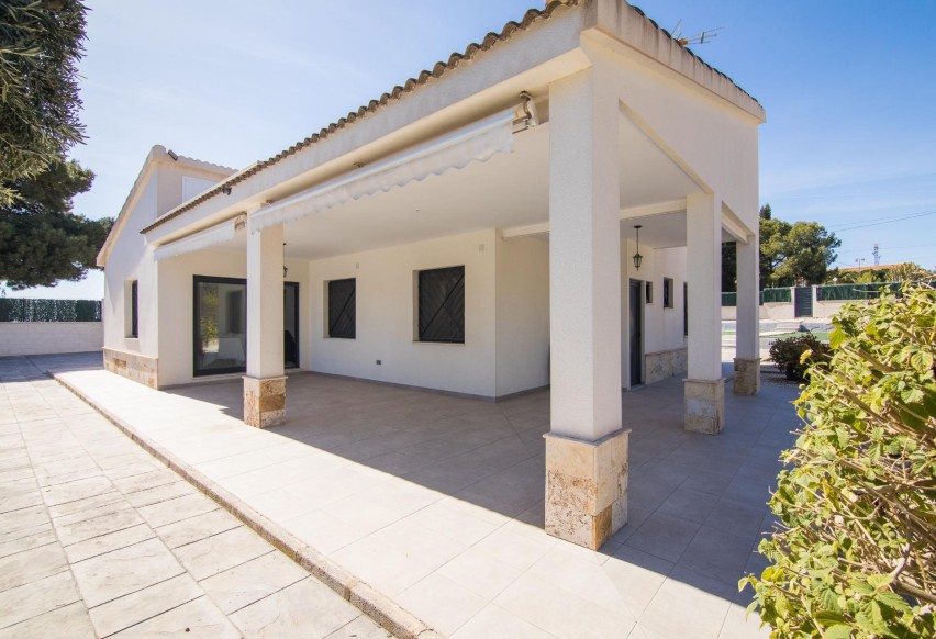 Resale - Villa - Elche Pedanías - Peña las Águilas