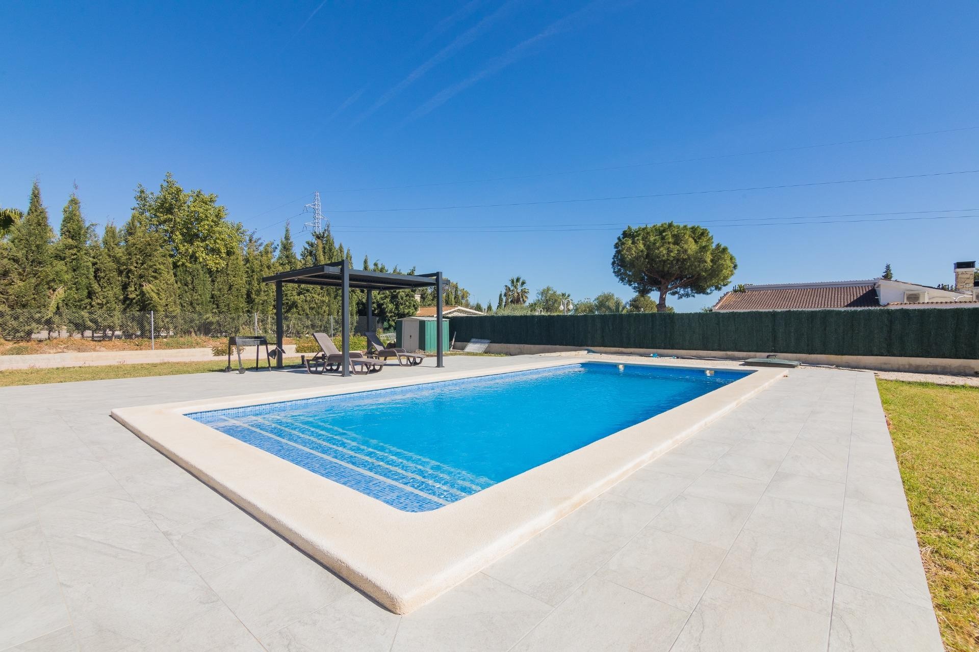 Resale - Villa - Elche Pedanías - Peña las Águilas
