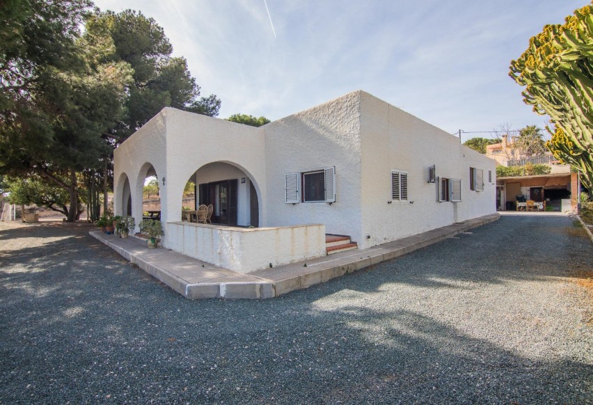 Resale - Villa - Elche Pedanías - Peña las Aguilas