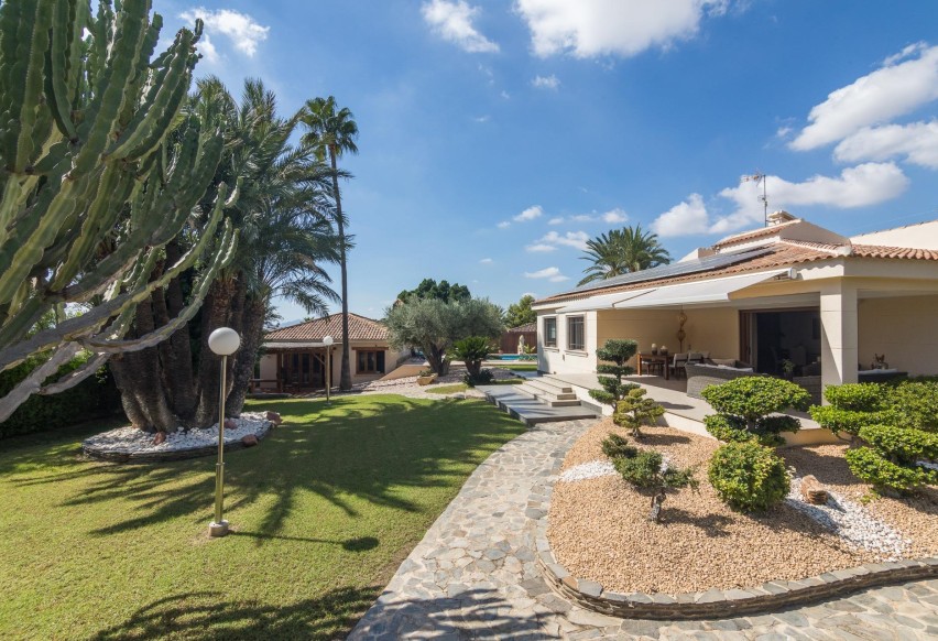 Resale - Villa - Elche Pedanías - Peña las Águilas