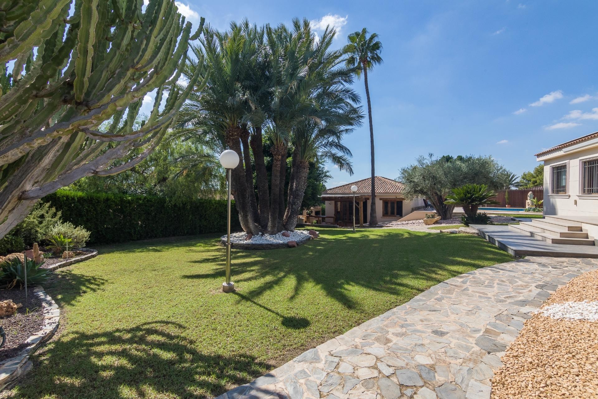 Resale - Villa - Elche Pedanías - Peña las Águilas