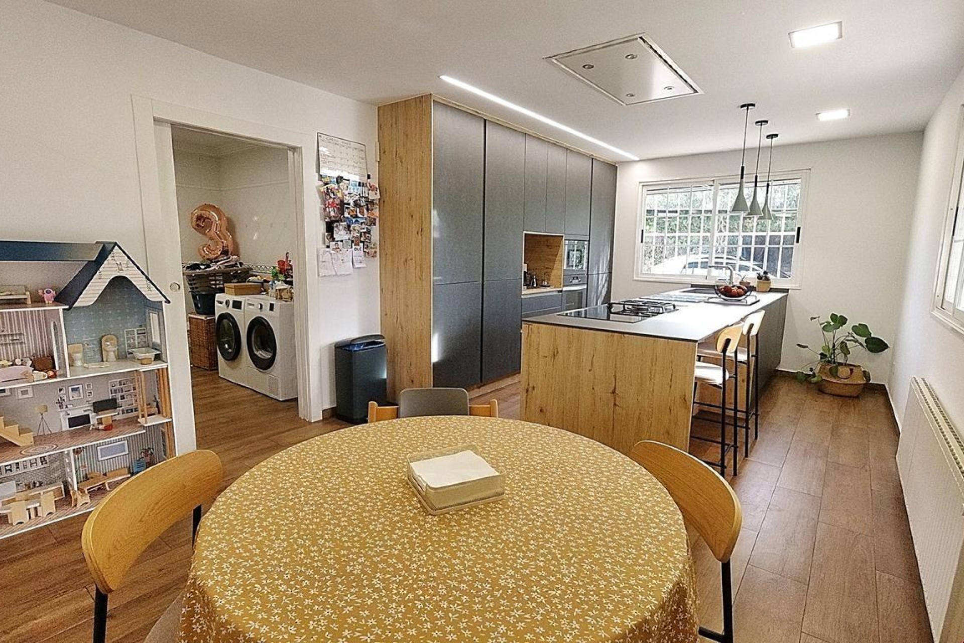 Resale - Villa - Elche Pedanías - Peña las Águilas