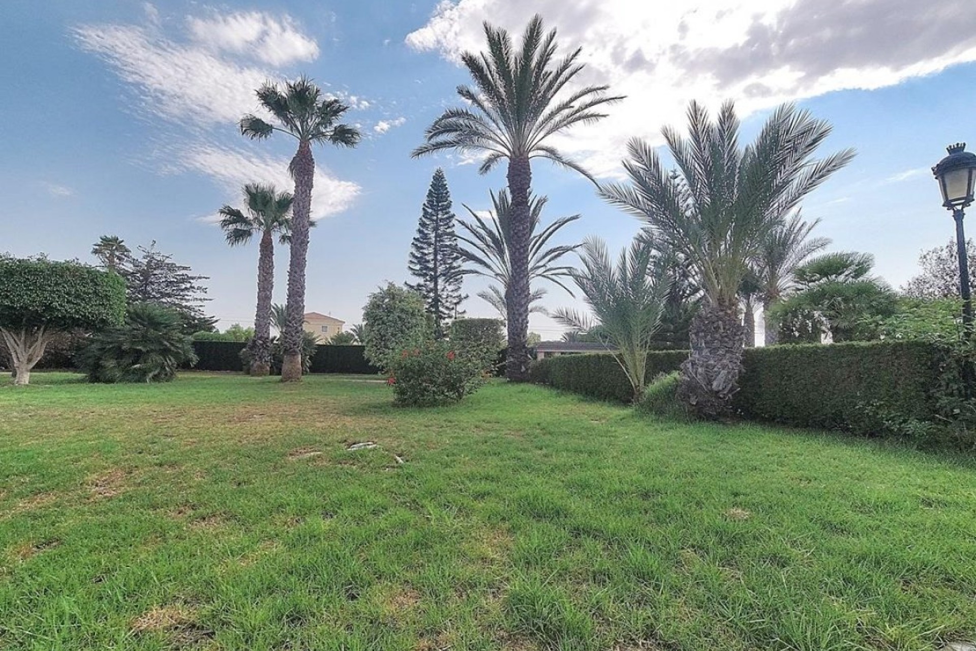Resale - Villa - Elche Pedanías - Perleta