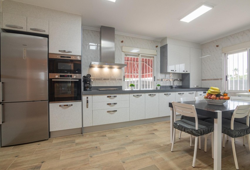 Resale - Villa - Elche Pedanías - Valverde