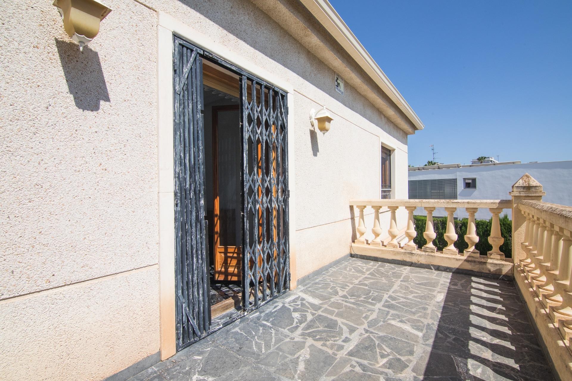 Resale - Villa - Elche - San Anton