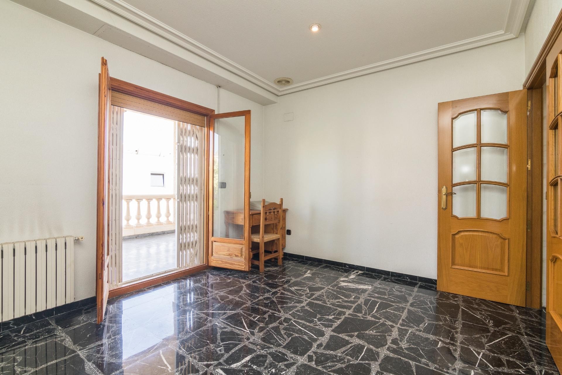 Resale - Villa - Elche - San Anton
