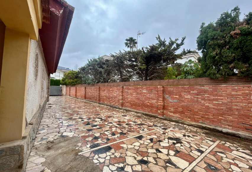 Resale - Villa - Elche - Sant Antón-Ciudad Jardín