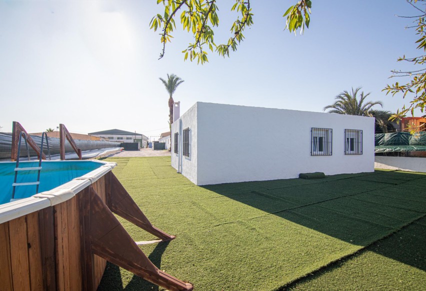 Resale - Villa - Elche - Sector V-El Canal