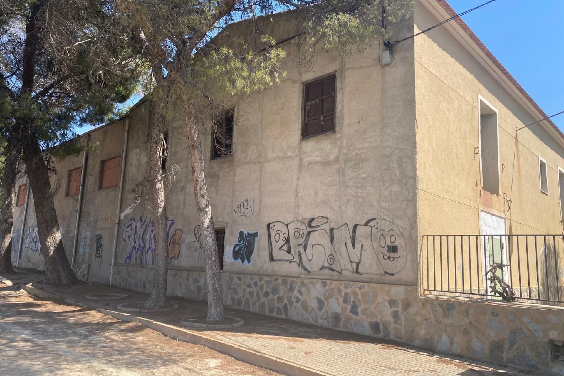 Resale - Villa - Elda - Las Trescientas - San Francisco