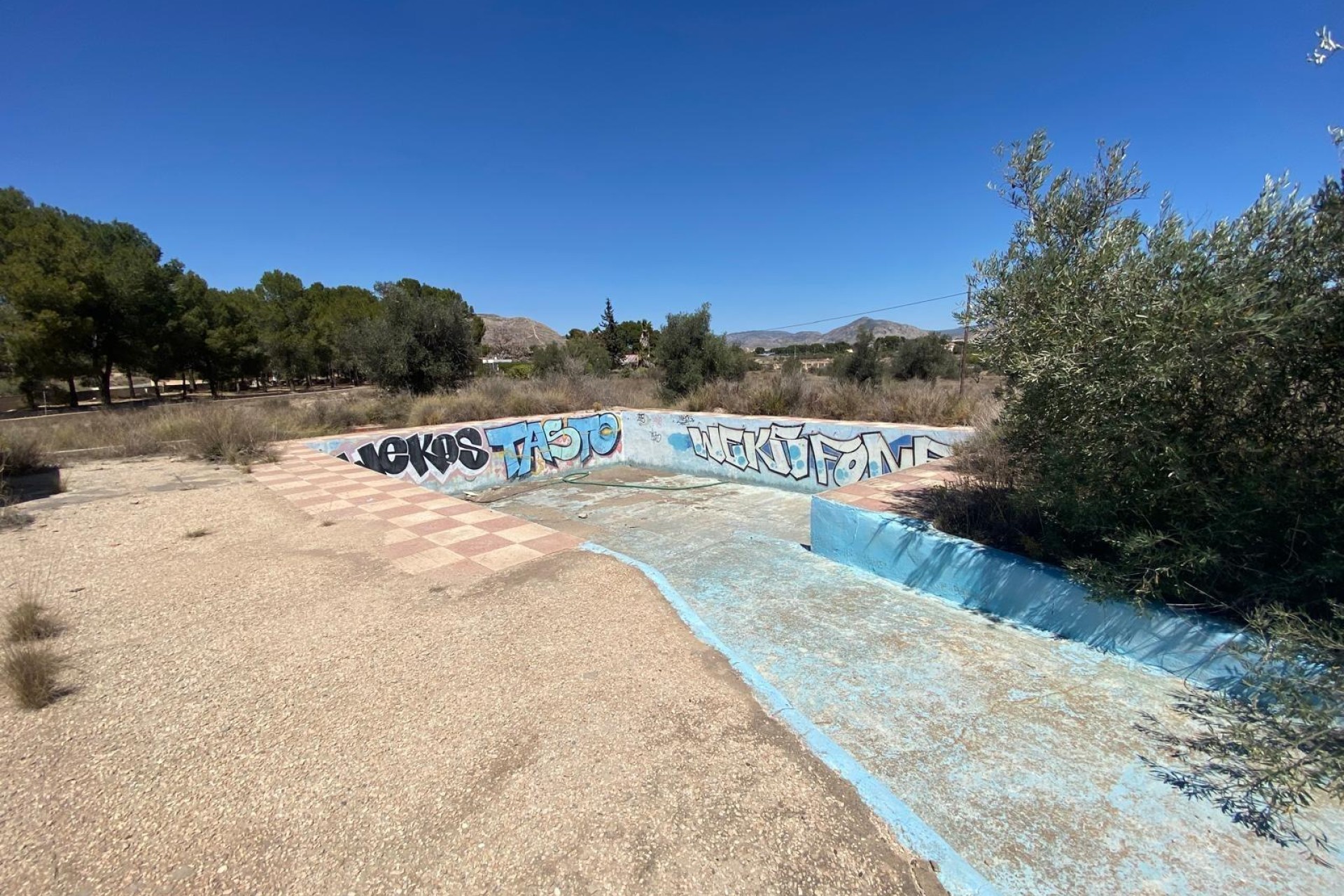 Resale - Villa - Elda - Las Trescientas - San Francisco