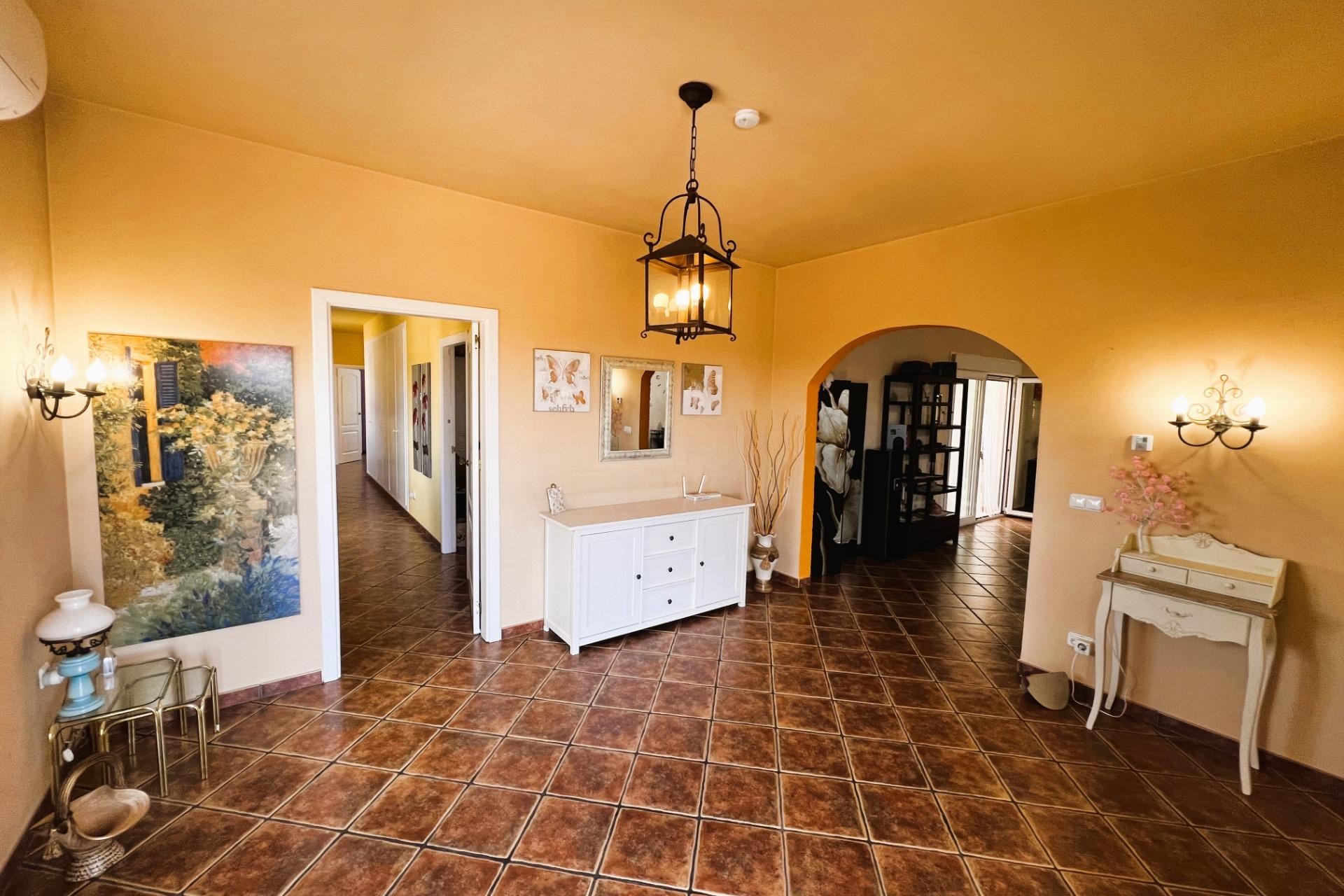Resale - Villa - Jacarilla