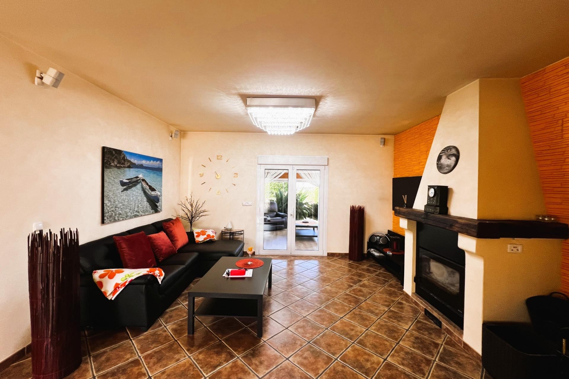 Resale - Villa - Jacarilla