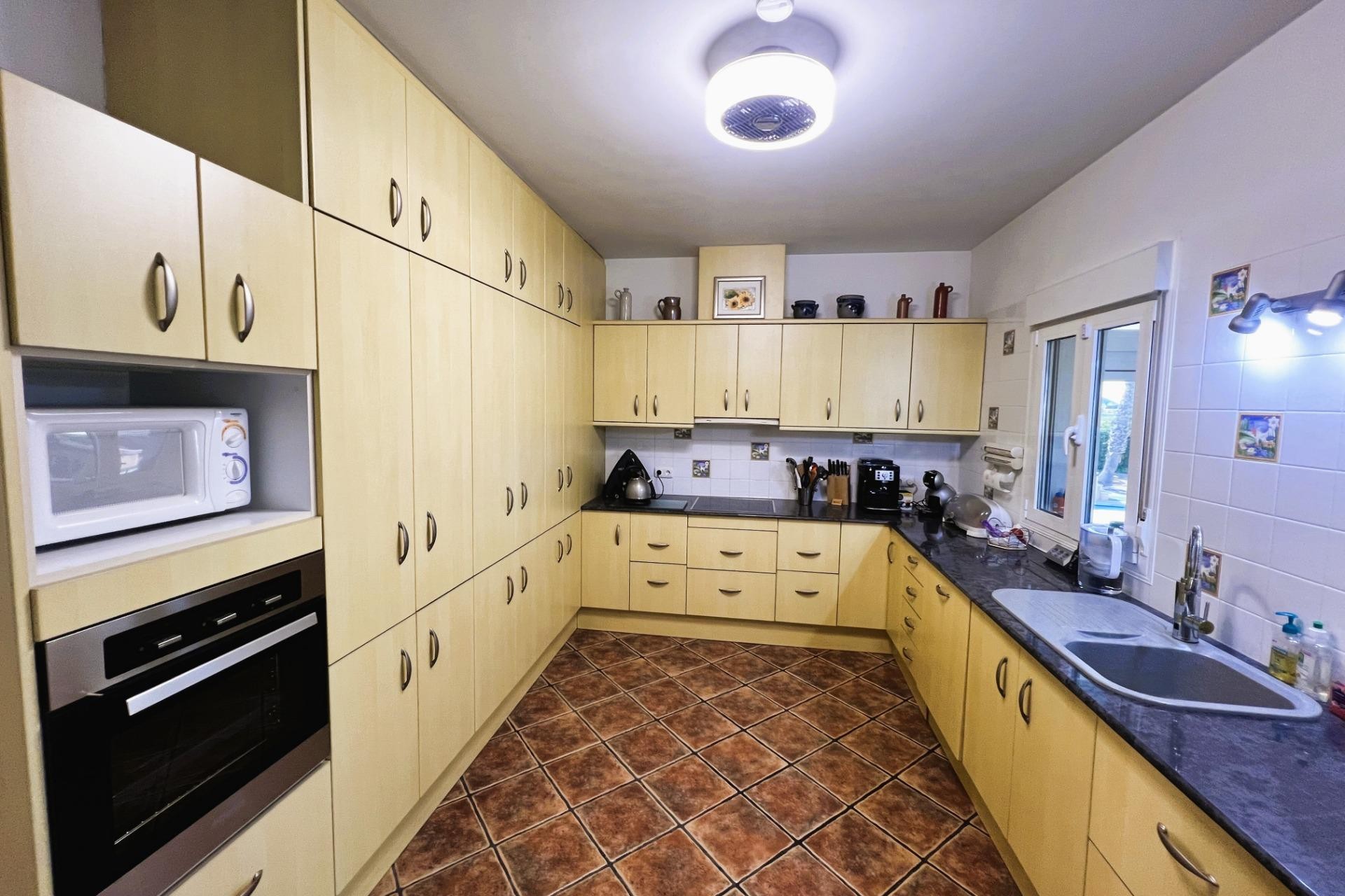 Resale - Villa - Jacarilla