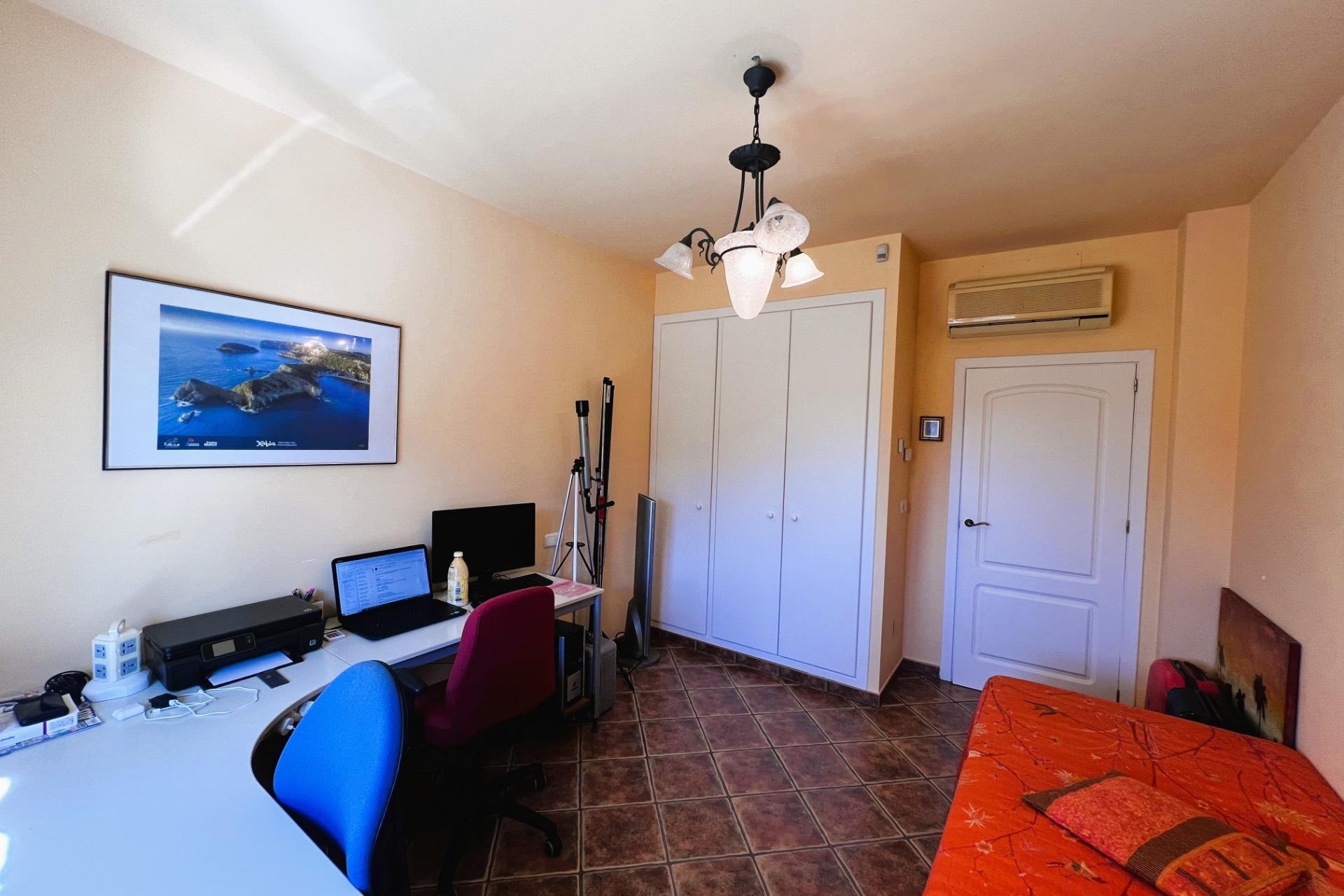 Resale - Villa - Jacarilla