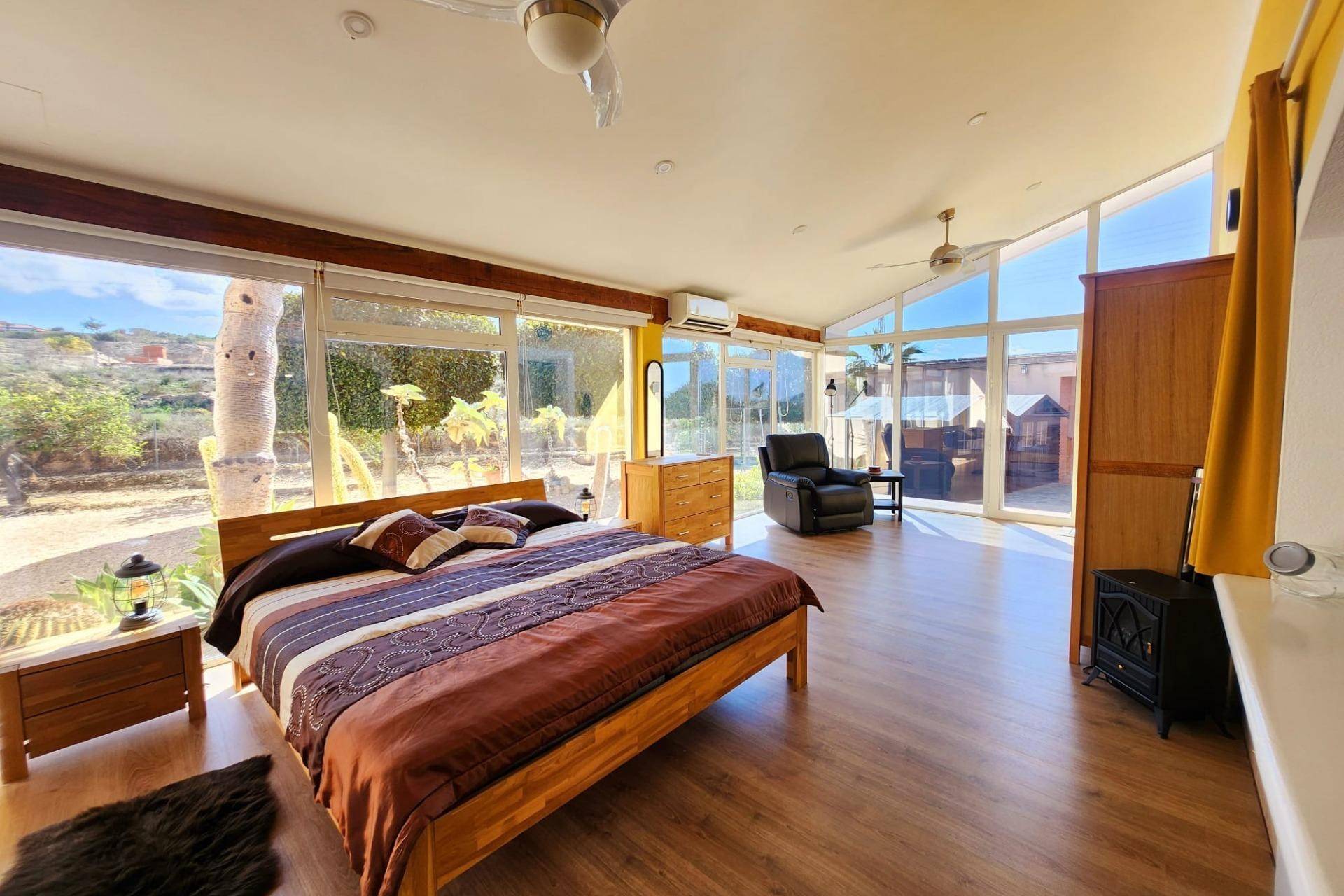 Resale - Villa - Jacarilla