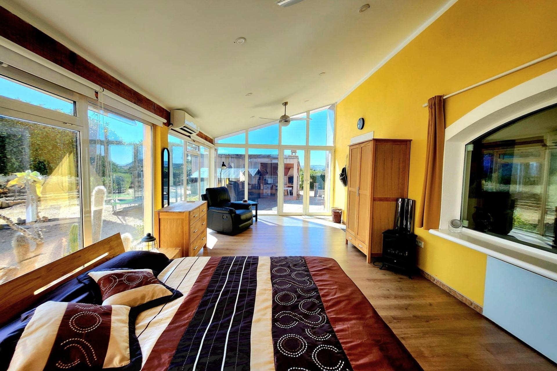 Resale - Villa - Jacarilla