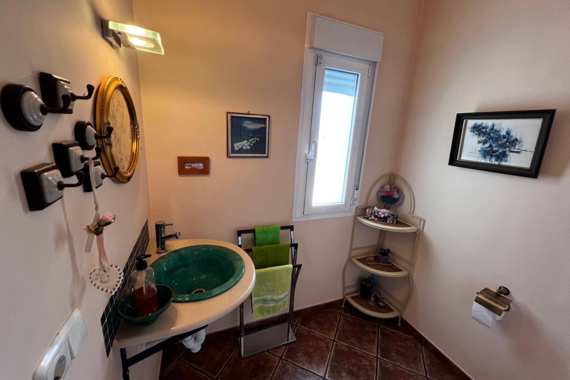 Resale - Villa - Jacarilla
