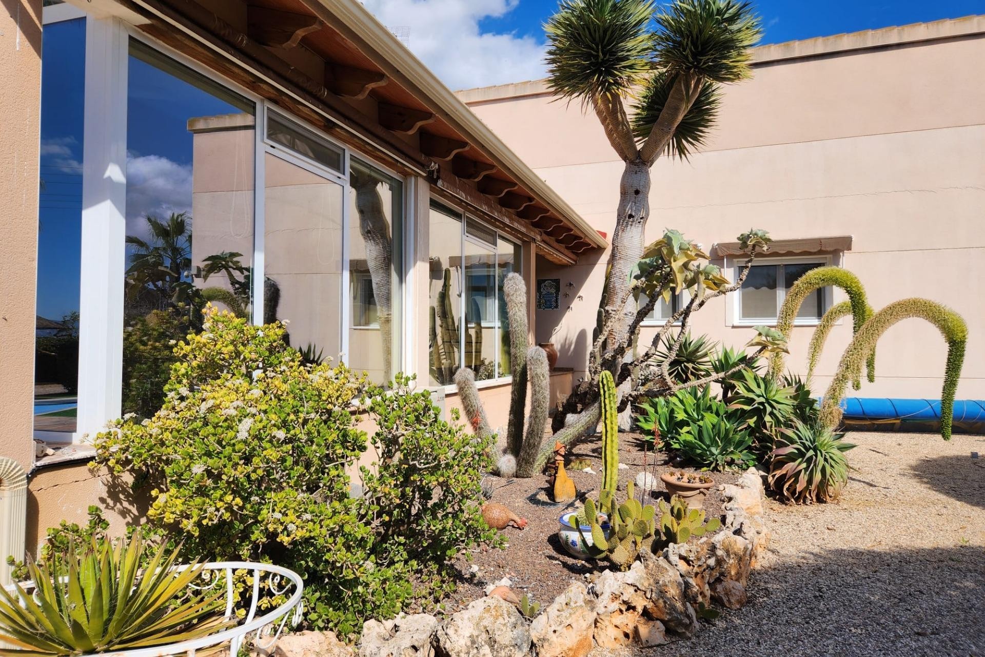 Resale - Villa - Jacarilla